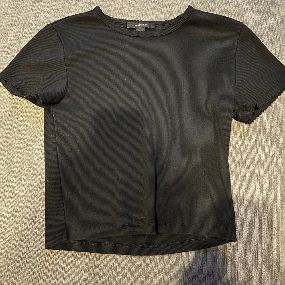 Forever 21 Black Fitted Short Sleeve Tee